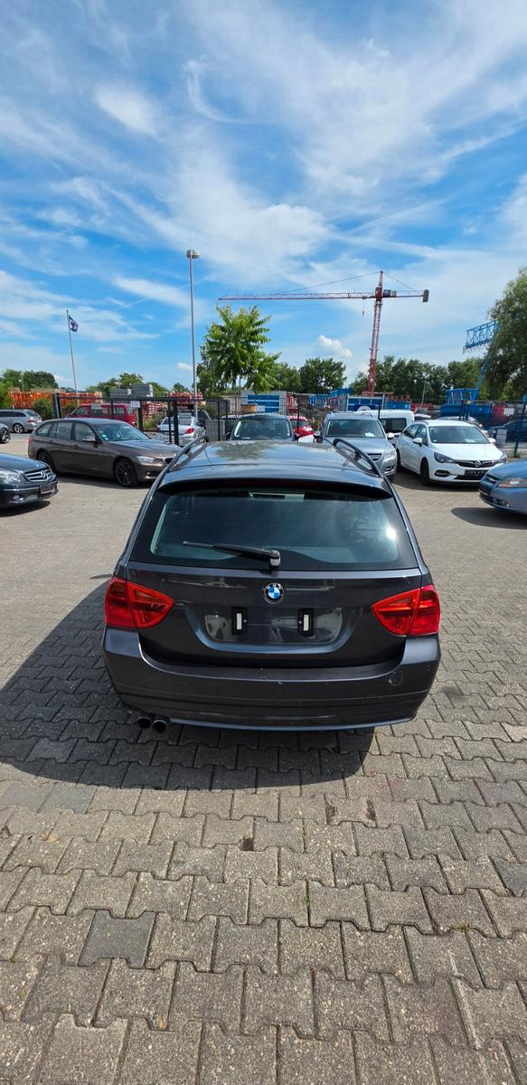 BMW 325 2006 — photo 8