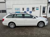 Skoda Superb Combi 1.4 Active*2HD*HU NEU* - Skoda Superb aus 2014 mit Benzin-Antrieb: Kombi