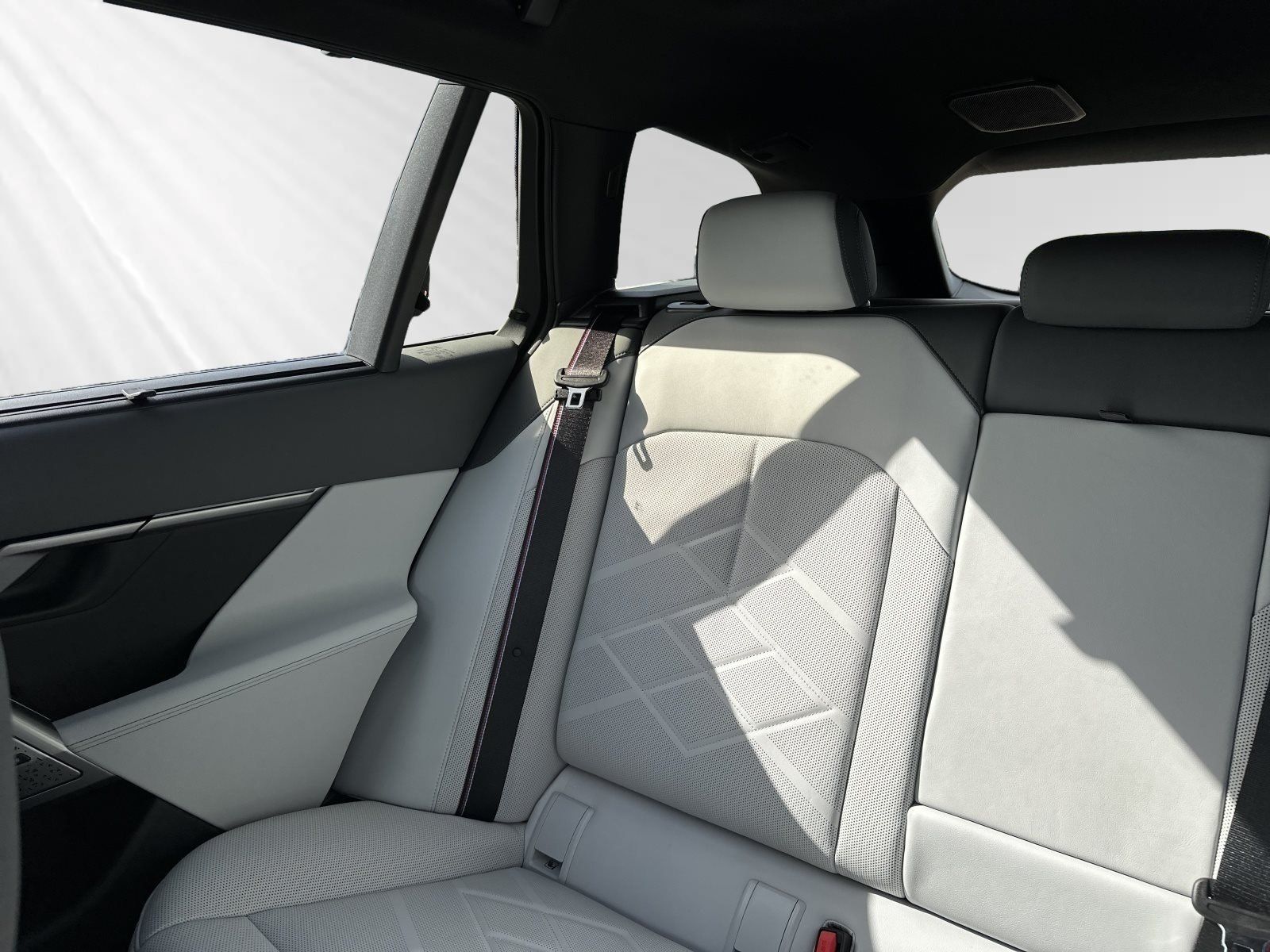 BMW i5 - Bild 23