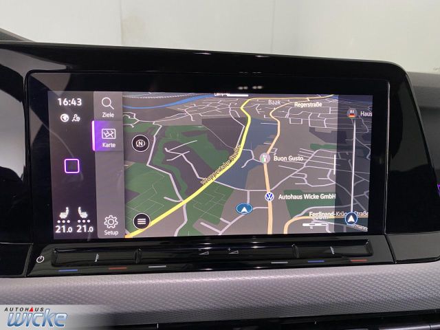 Golf VIII 1.5 eTSI DSG Move NAVI KLIMA PDC