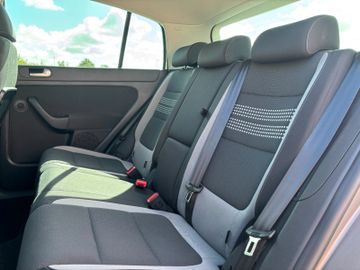 Volkswagen Golf - 12