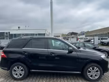 Mercedes-Benz ML 350 CDI BlueTec/ 4MATIC 7G-Tronic/Navi-Comand - Mercedes-Benz mit Diesel-Antrieb: Ml