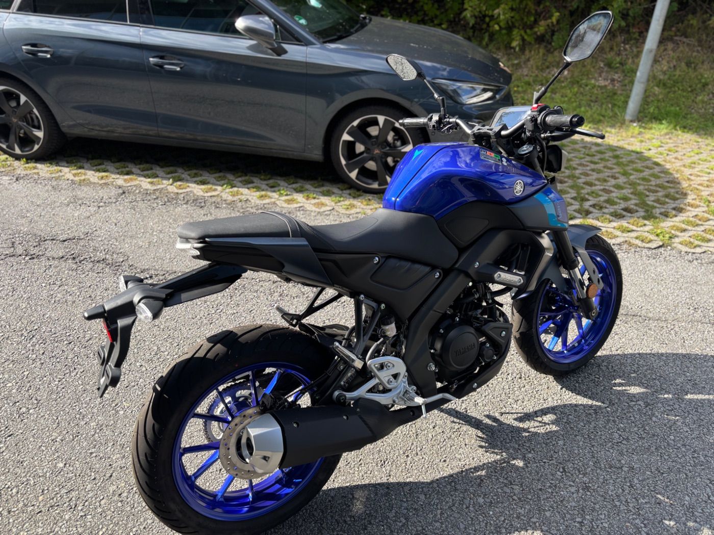 Fahrzeugabbildung Yamaha MT 125 Modell 2026 Herbst Deals auch in schwarz