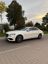 Mercedes-Benz E 300 de*ACC*BURM*360*KEY*BEAM*MAS - Hybrid (Diesel/Elektro): Plug-In Hybrid, Limousine