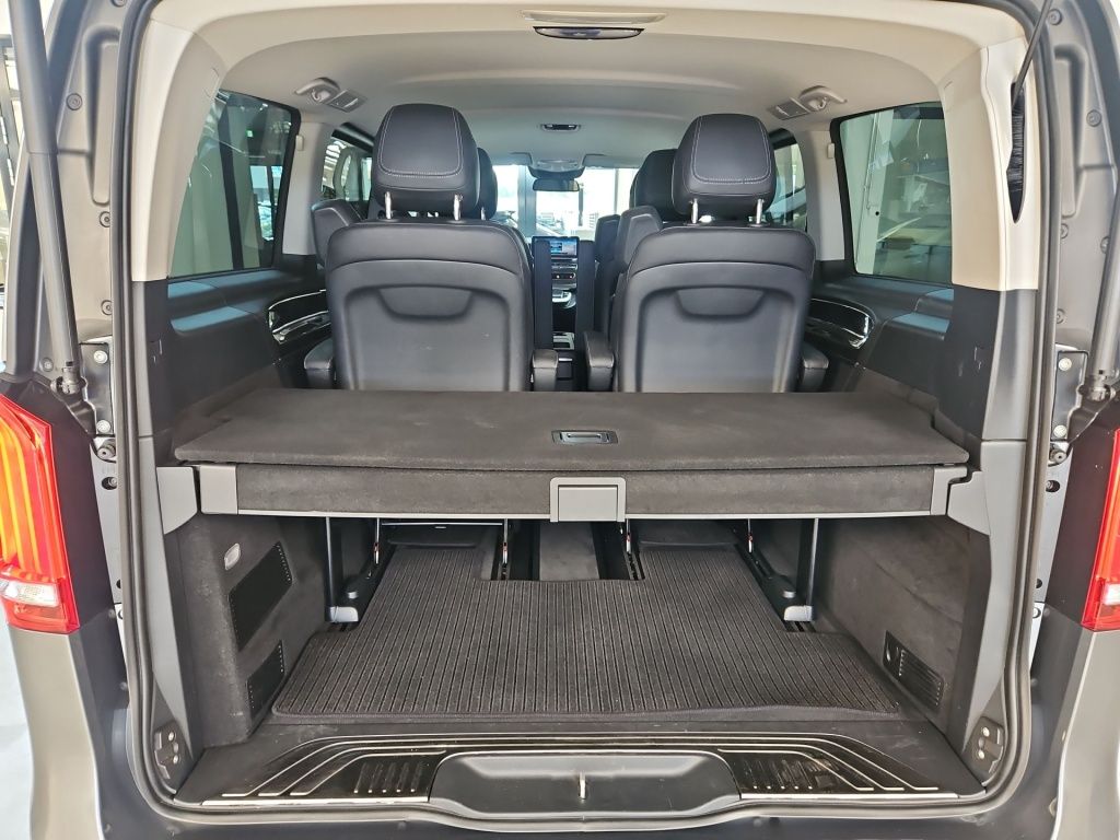 Fahrzeugabbildung Mercedes-Benz V 250 EAV lang 4x4 Tisch Standhzg Sitzbelüftg AH