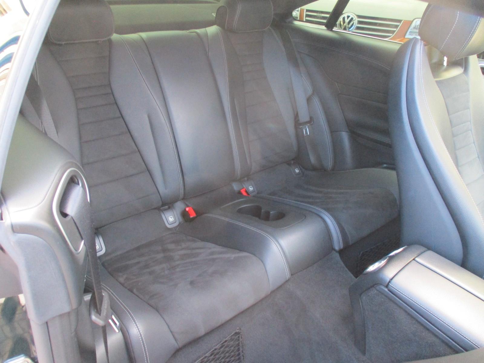 Mercedes-Benz E 220 d Coupe 4Matic / AMG Linie