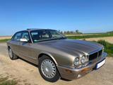 Jaguar XJ8 3.2 - Topaz - gebrauchte Jaguar XJ8 aus dem Jahr 1998