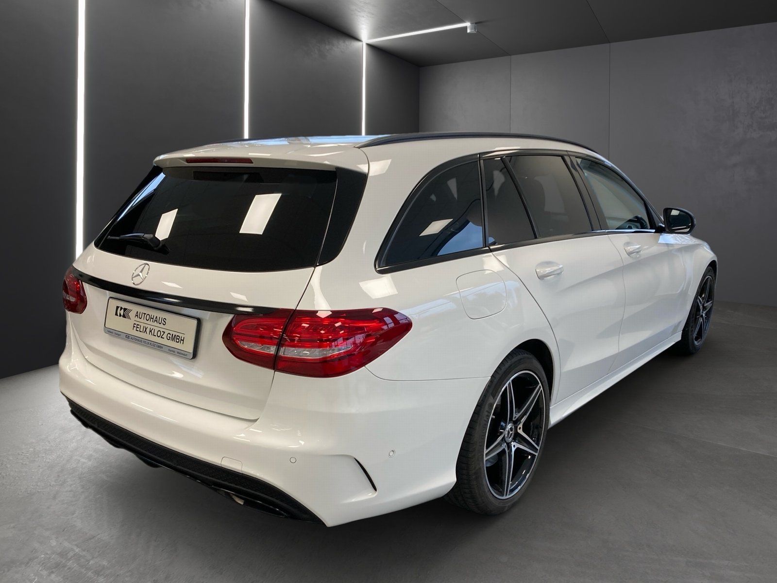 Fahrzeugabbildung Mercedes-Benz C 300 T AMG*LED*Totwink*Burmester*Kamera*Comand*