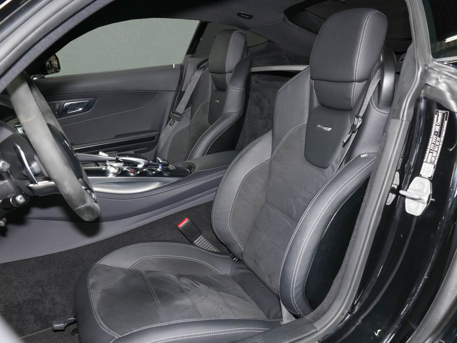 Fahrzeugabbildung Mercedes-Benz AMG GT S - Keramik | AMG Dynamic-Plus | Kamera