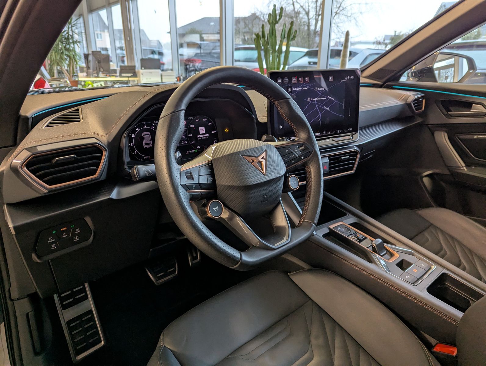 CUPRA Formentor 1.5 eTSI Leder Sennh DCC Kamera Matrix - Image 20