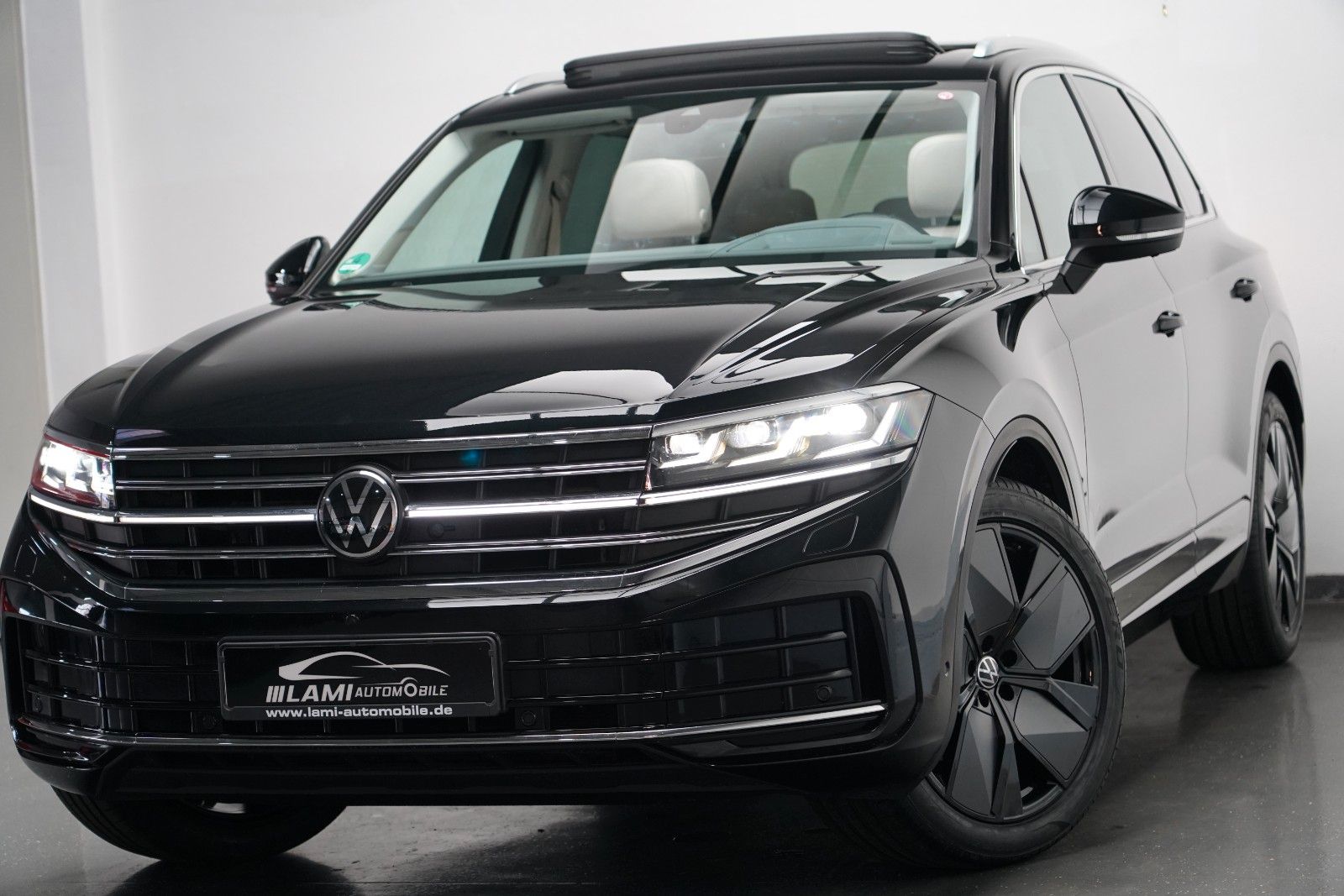 VW Touareg 3.0TDI 4M Elegance PANO 360 LUFT SOFT