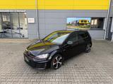 Volkswagen Golf VII Lim. GTI/KAMERA/DSG/SHZ/NAVI/ACC/ALLWET - Volkswagen Golf: GTI Dsg