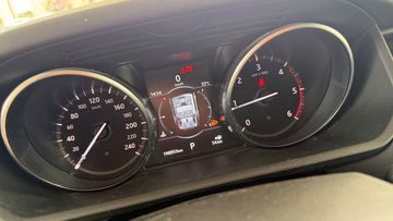 Land-Rover Discovery - 12