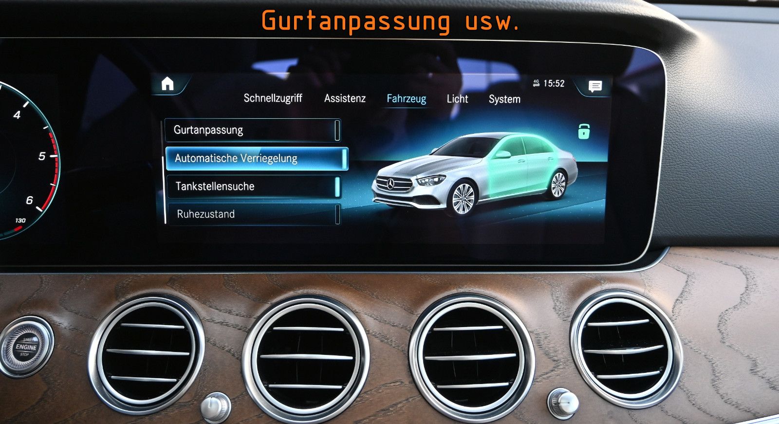 Fahrzeugabbildung Mercedes-Benz E 220 d 4MATIC Exclusive °AHK°PANO°STANDHEIZUNG°
