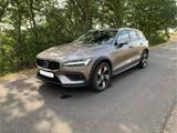 Volvo V60 Cross Country B4 D AWD Geartronic Pro Pro - Volvo V60 Cross Country von privat