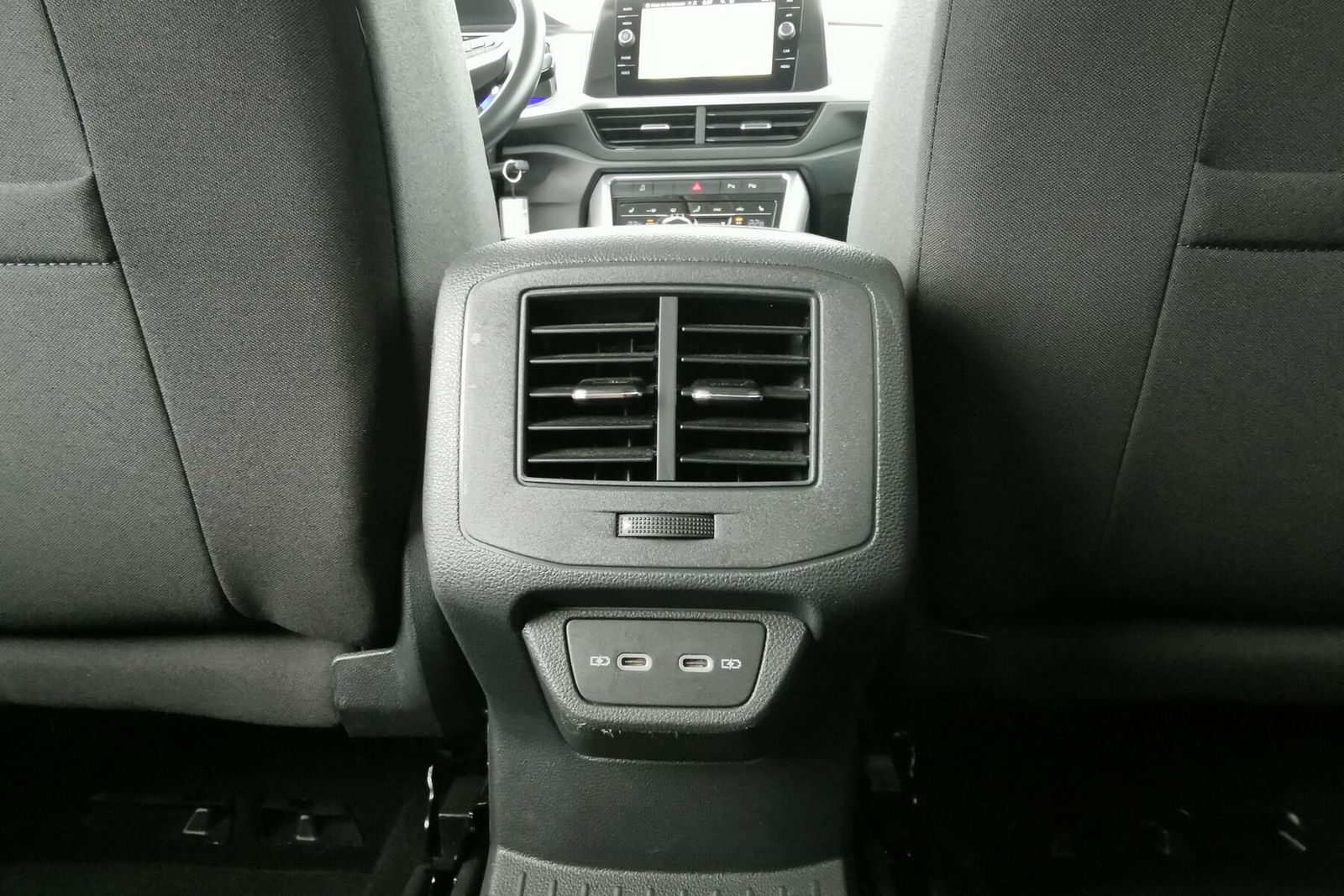 Volkswagen T-Roc 1.0 TSI Life|NAV|SHZG|ParkAs|LED|CarPlay foto 15