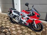 Yamaha YZF-R6 RJ03 - YAMAHA 1999 YZF R6