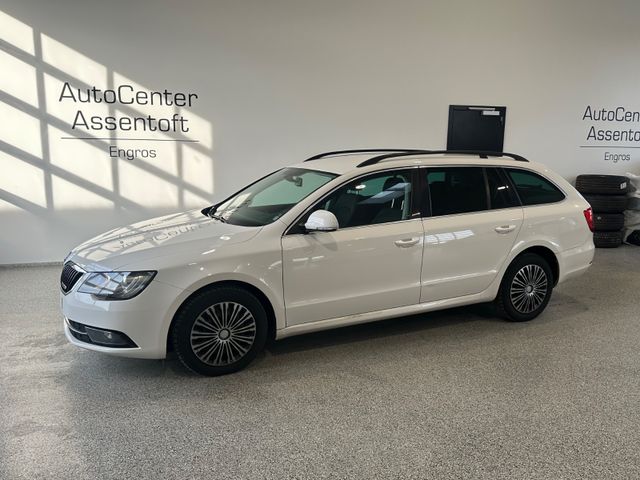 Skoda Superb Combi 1,6 TDI Navi Facelift