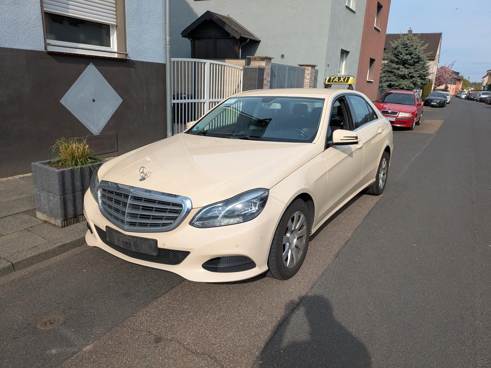 Mercedes-Benz E 200 E Limousine E 200 BlueTec