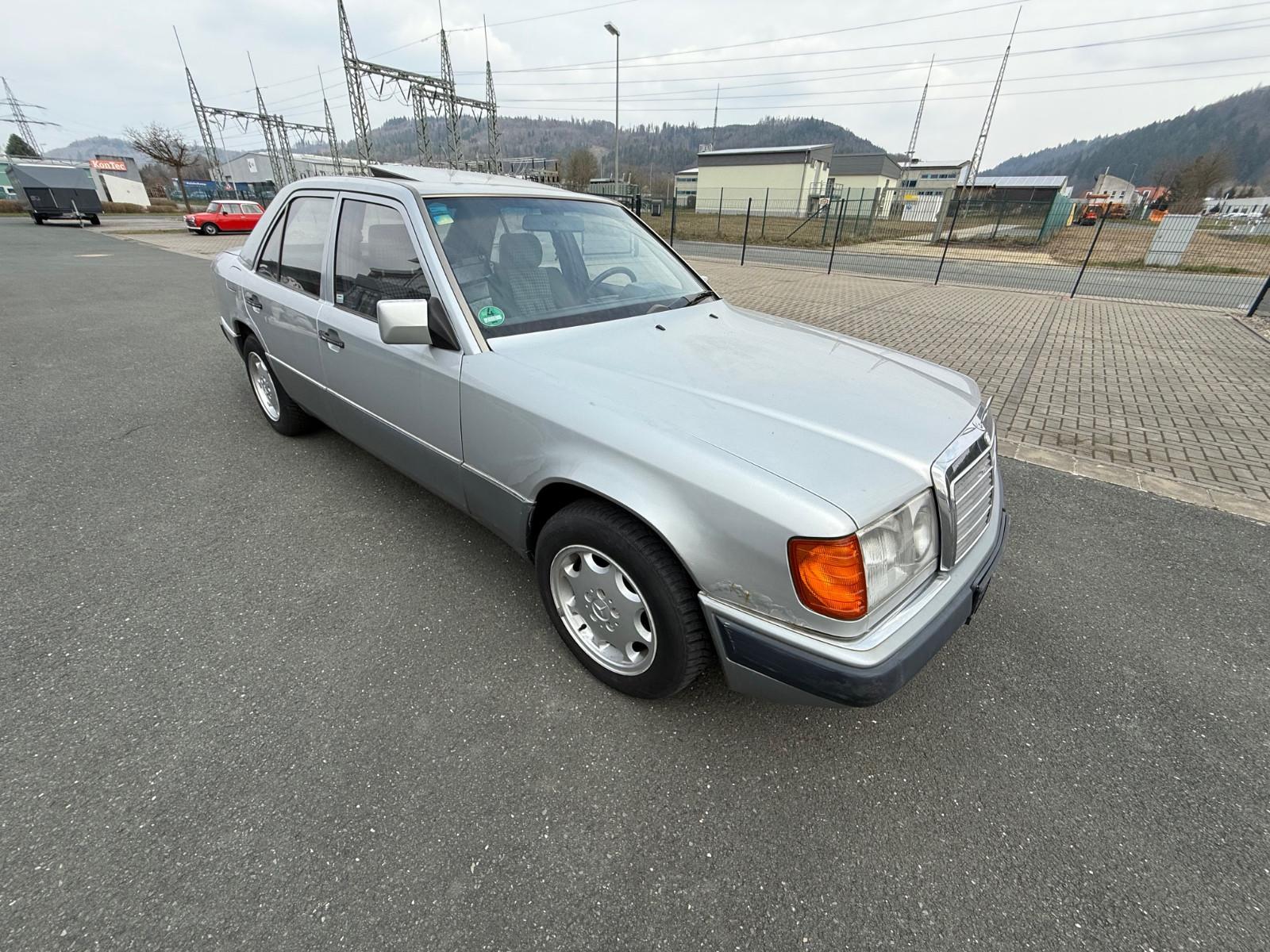 Mercedes-Benz 200 e W124