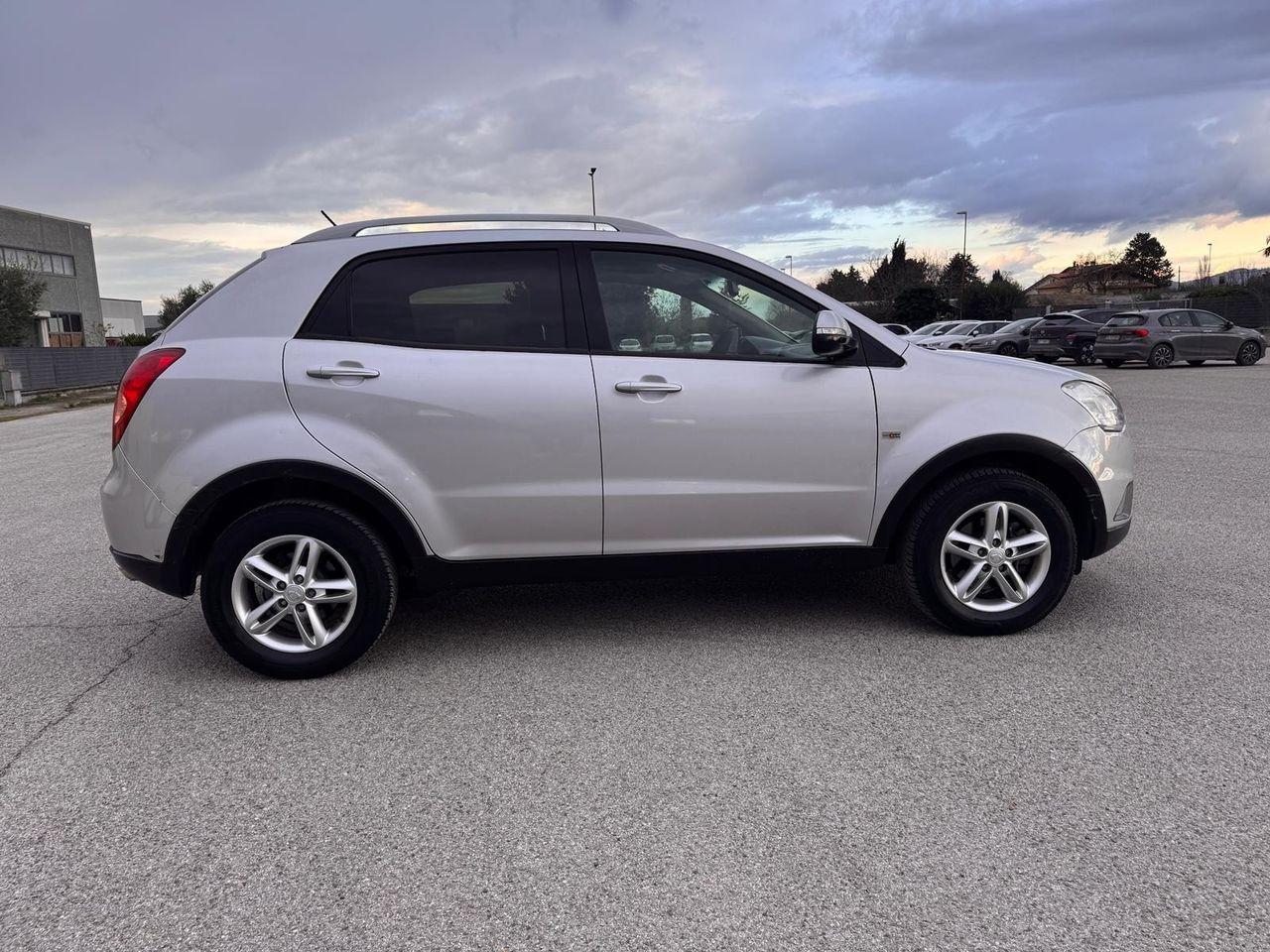 SsangYong Korando 2012 — photo 9