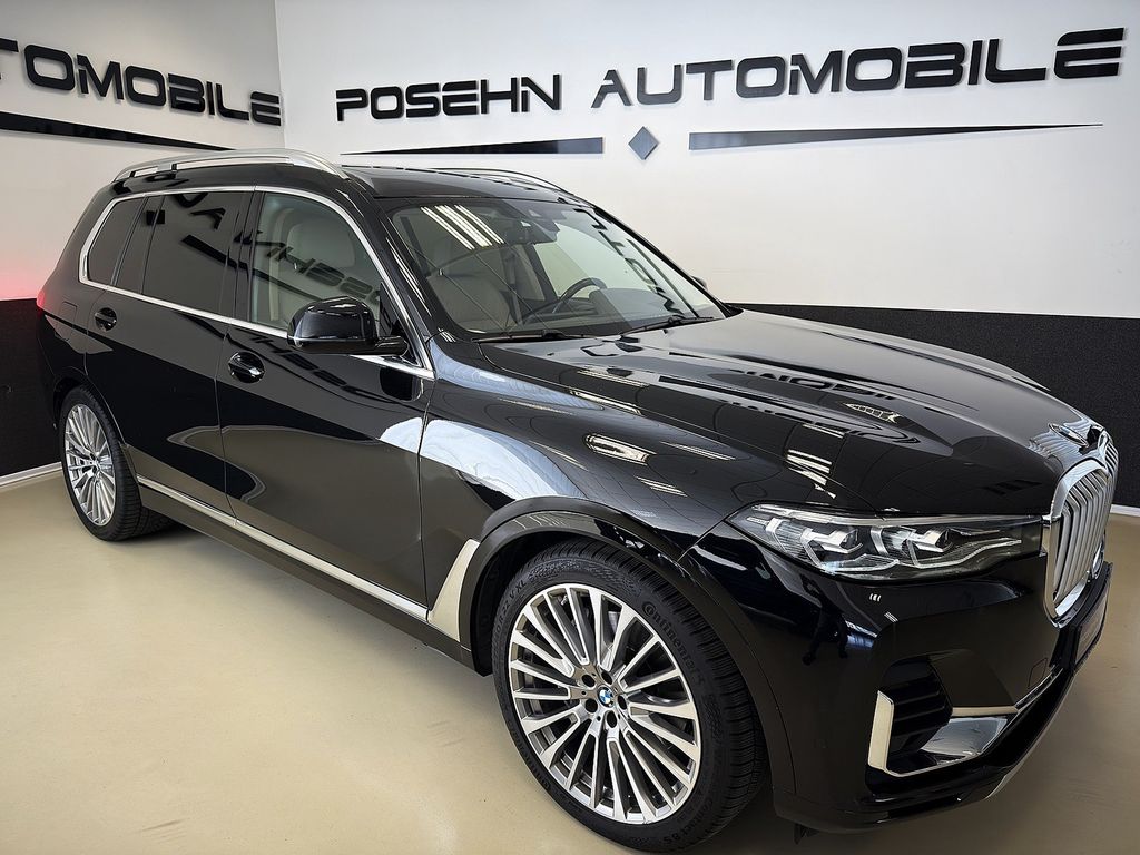 Image of BMW X7