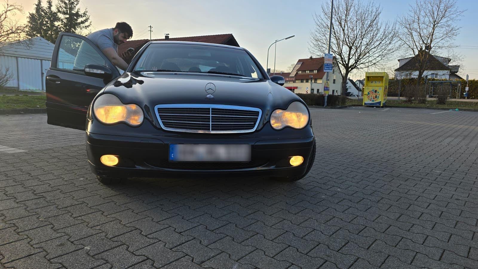 Mercedes-Benz C 180