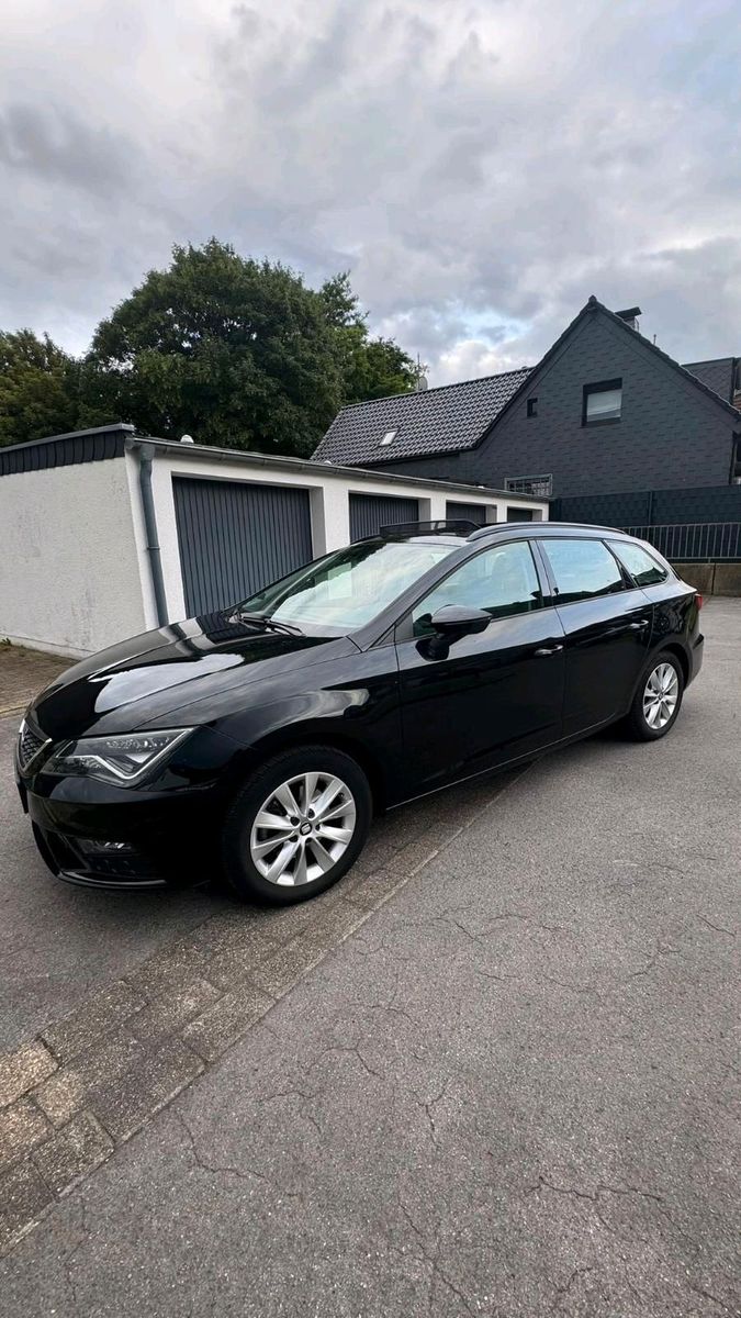 SEAT Seat Leon Sportourer ST kombilimousine Pan...