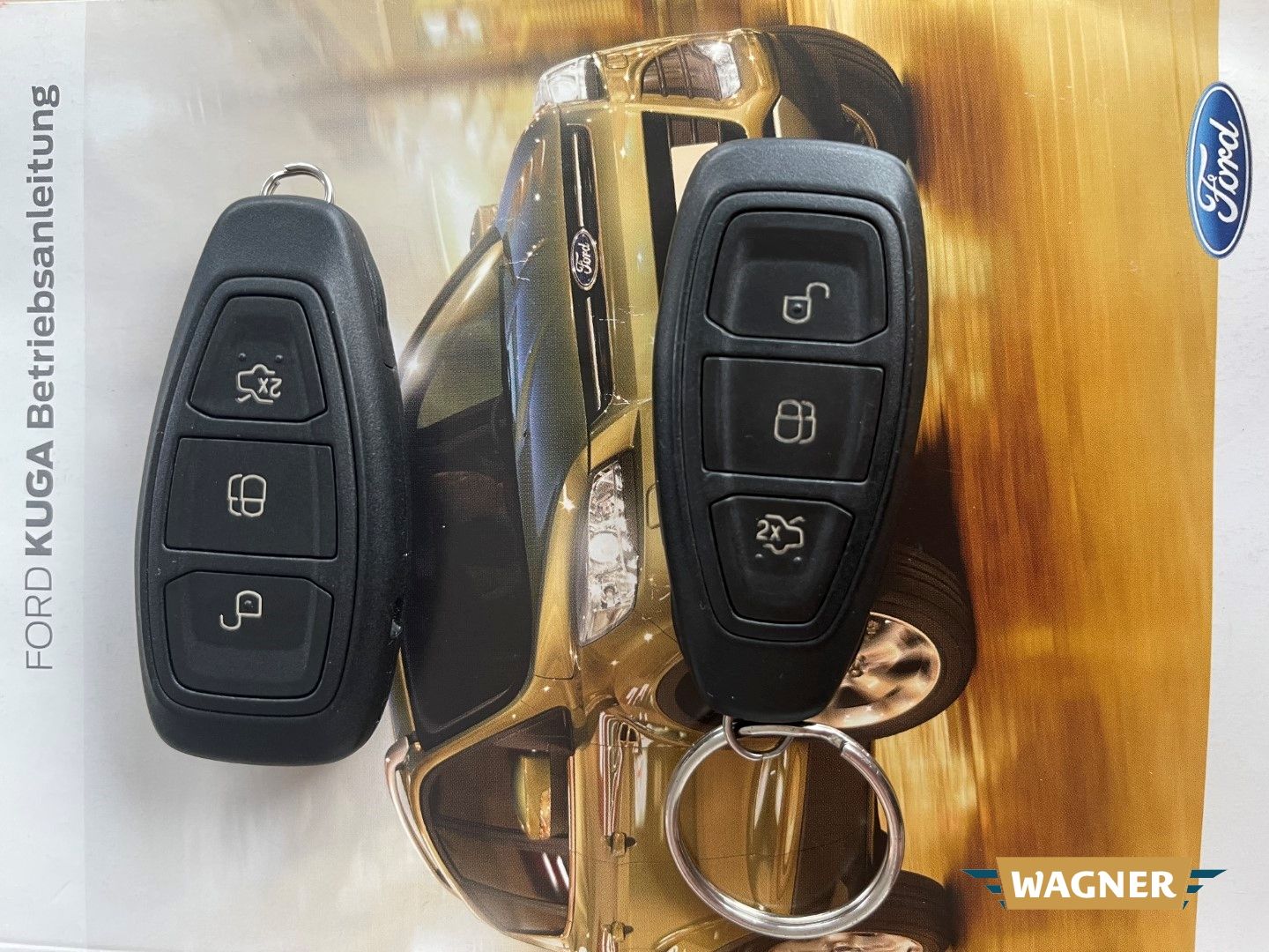 Fahrzeugabbildung Ford Kuga Individual Klimaautomatik Automatik