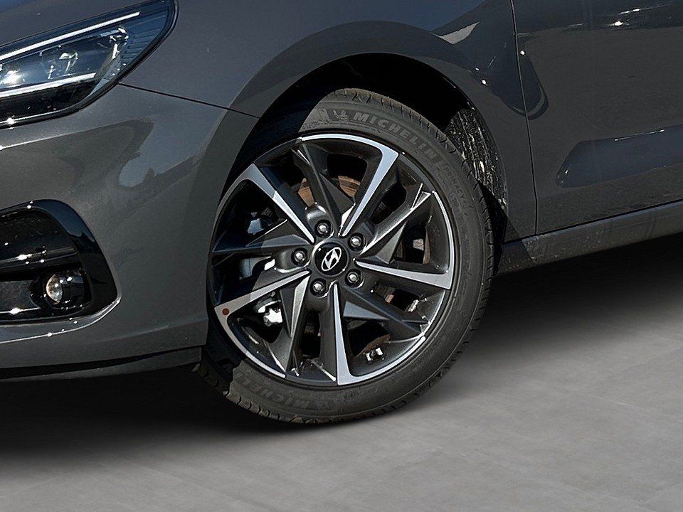 Fahrzeugabbildung Hyundai i30 (MY25) 1.0T AT ADVANTAGE NAV+SHZ+CARPLAY+LED