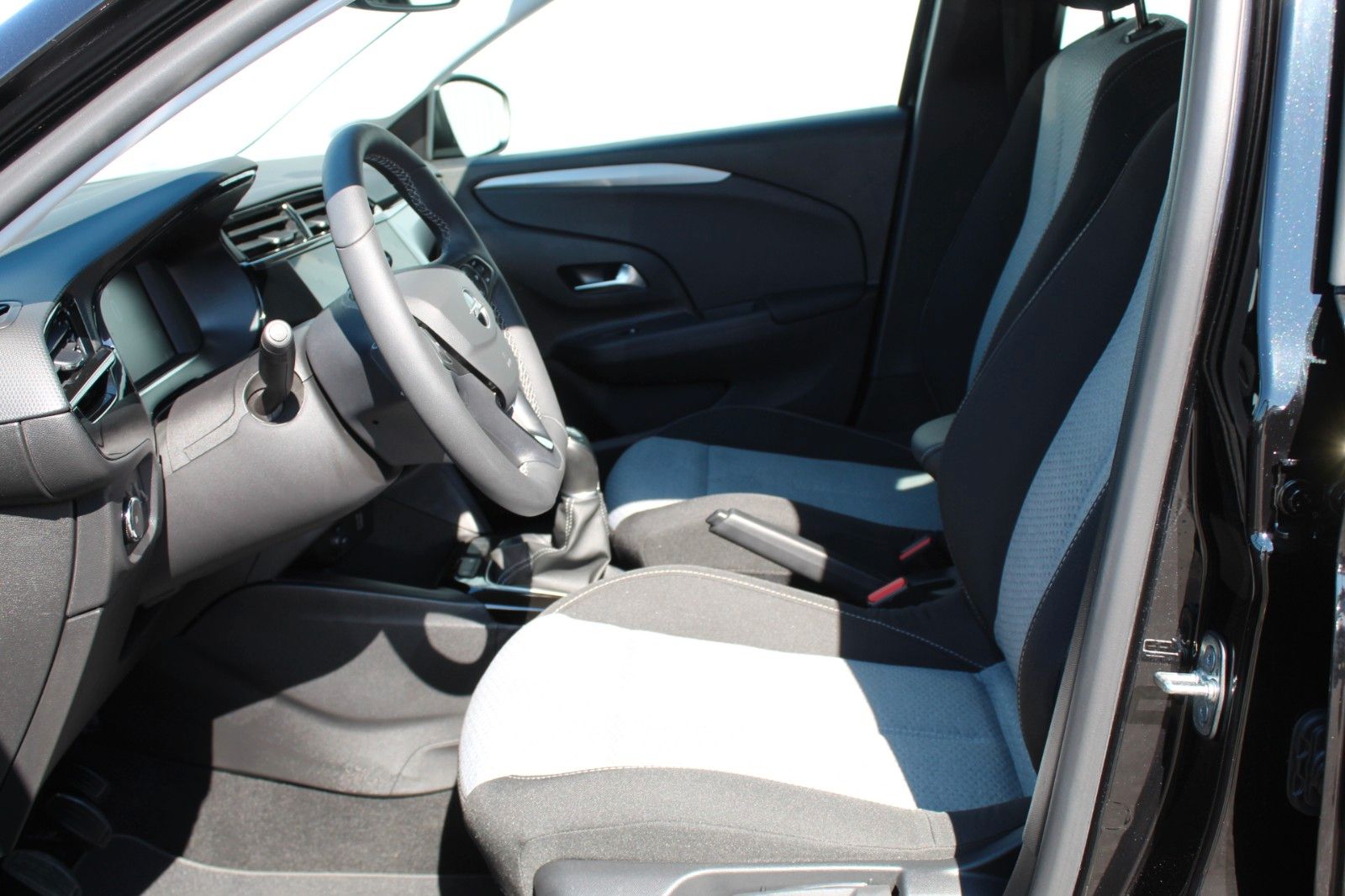 Fahrzeugabbildung Opel Corsa F Allw.*PDC*Kamera*Multimedia