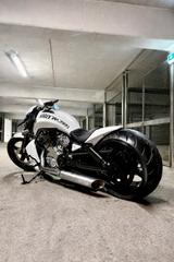 Harley-Davidson V-Rod Muscle. VRod. Custom. Airride. 280.  - HARLEY-DAVIDSON V ROD CUSTOM