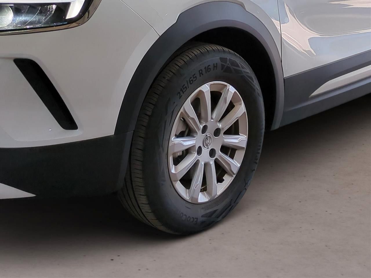 Fahrzeugabbildung Opel Mokka-e EDITION 1-PHASIG SPORT/LED/VIRTU./DAB+