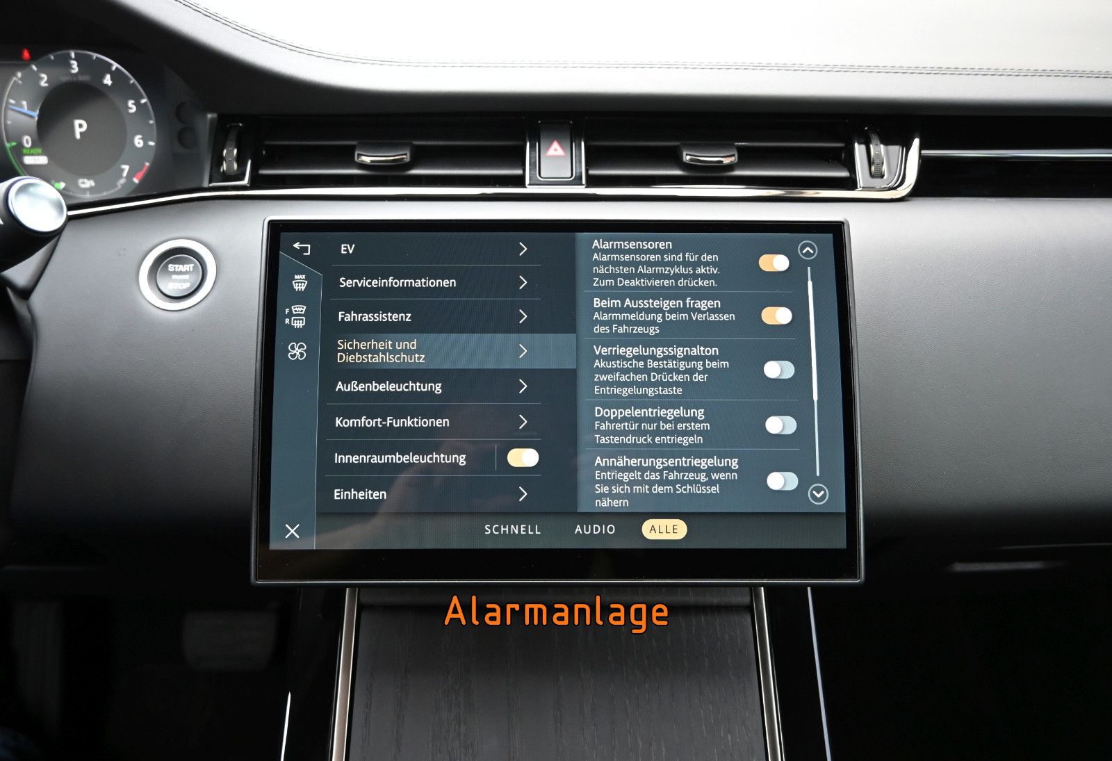 Fahrzeugabbildung Land Rover Range Rover Evoque P270e AUTOBIOGRAPHY AWD °AHK°
