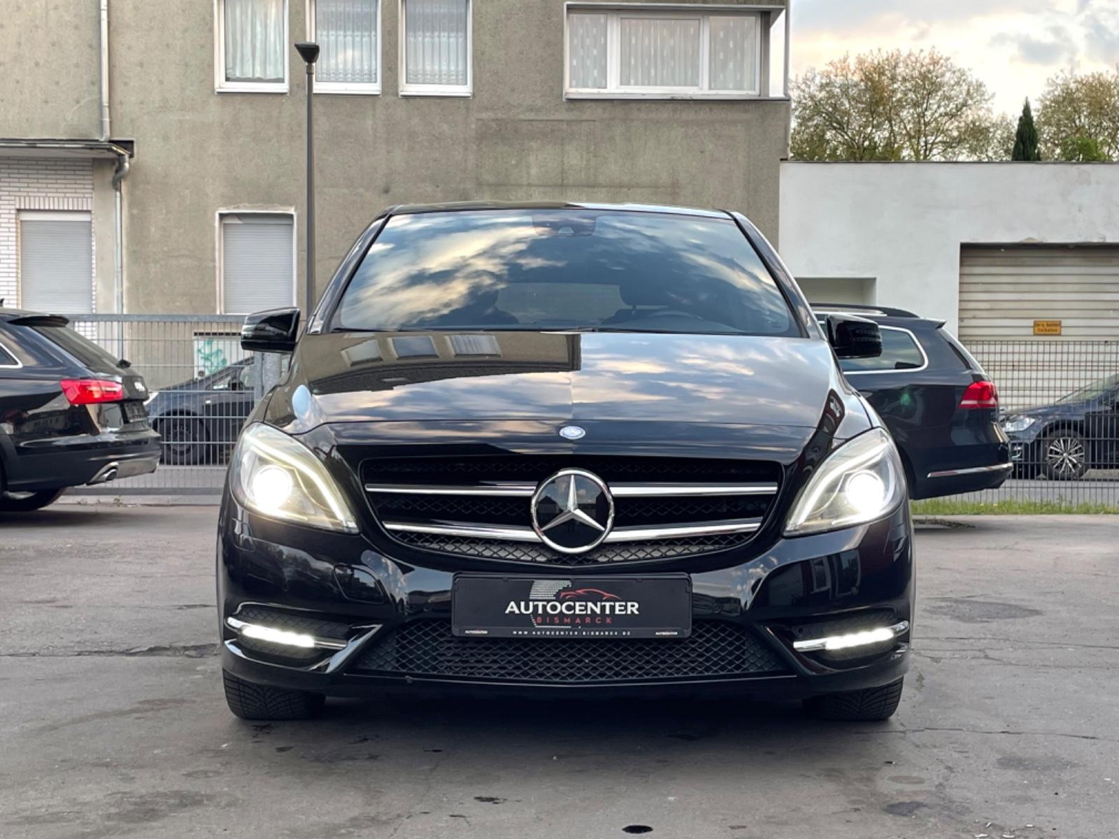 Mercedes-Benz B 200 Automatik NAVI/BI-XENON/R-KAMERA/SHZ