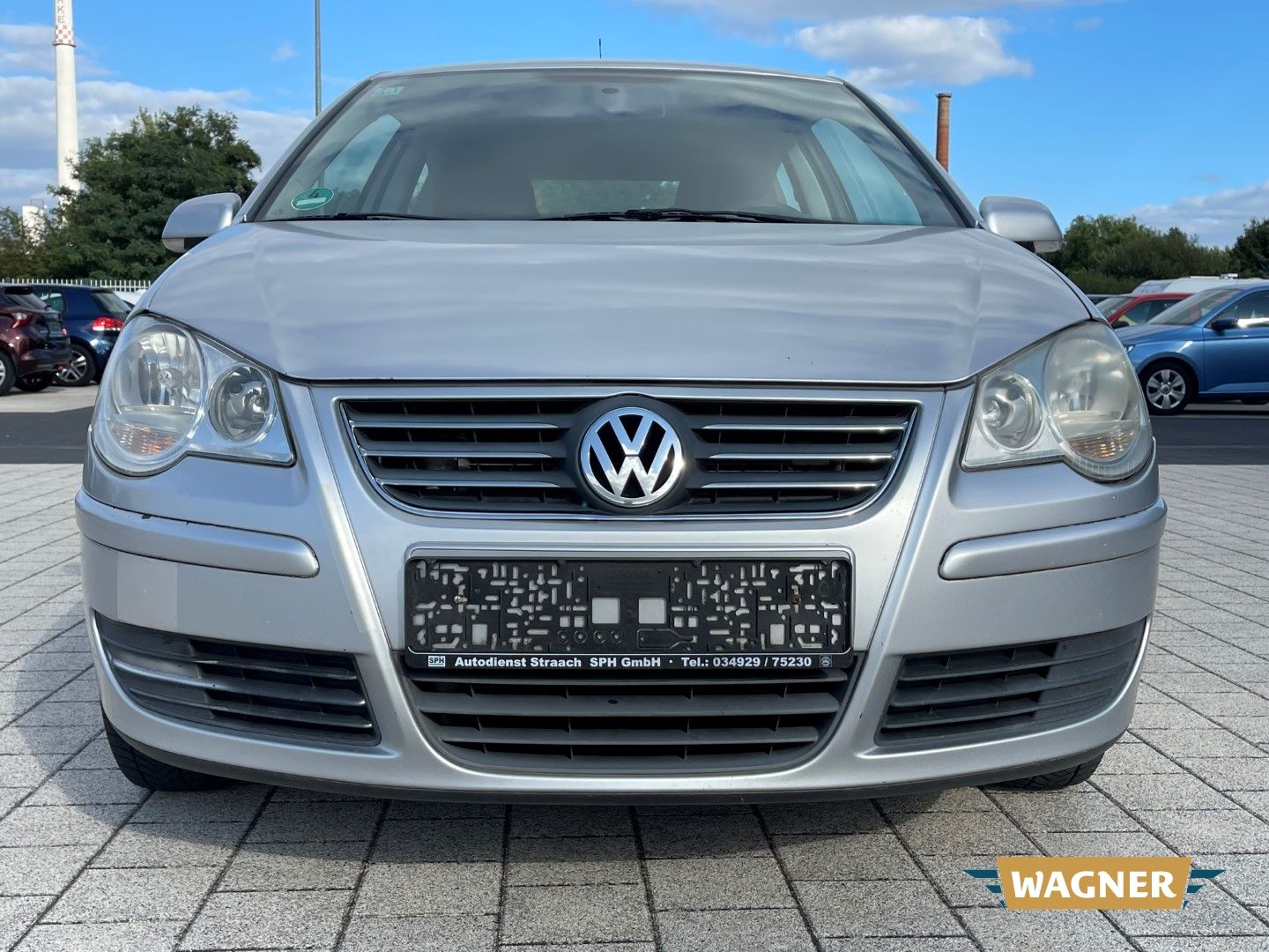 Fahrzeugabbildung Volkswagen Polo IV Trendline Servolenkung
