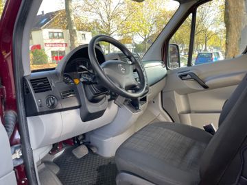 Fahrzeugabbildung Mercedes-Benz Sprinter 316 CDI L2H2*Foodtruck*7GTronic*