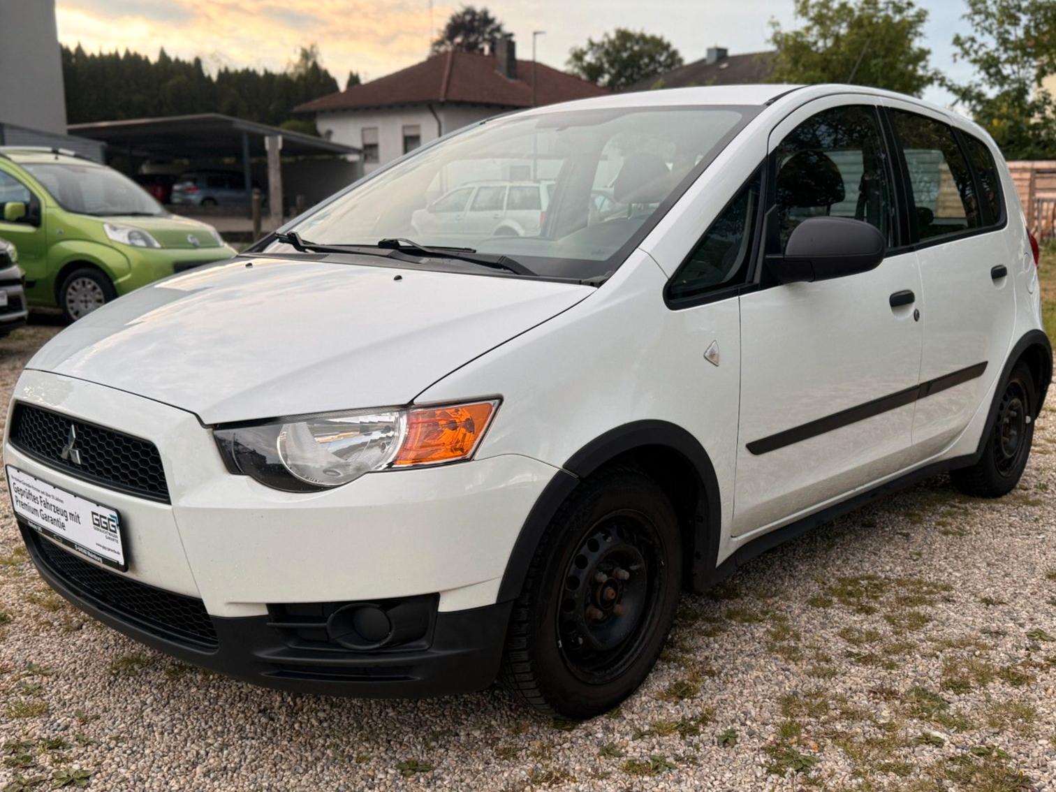 Mitsubishi Colt 5-TÜR. KLIMA SCHECKHEFT MULTIFUNKTION