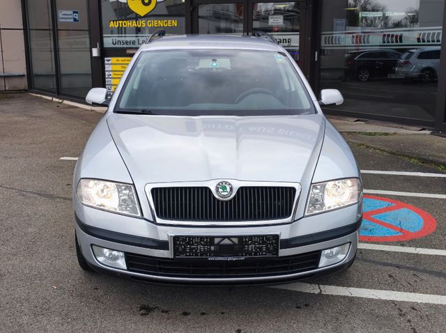 Skoda Octavia Combi Ambiente/1.Hand/8 Fachbereift/