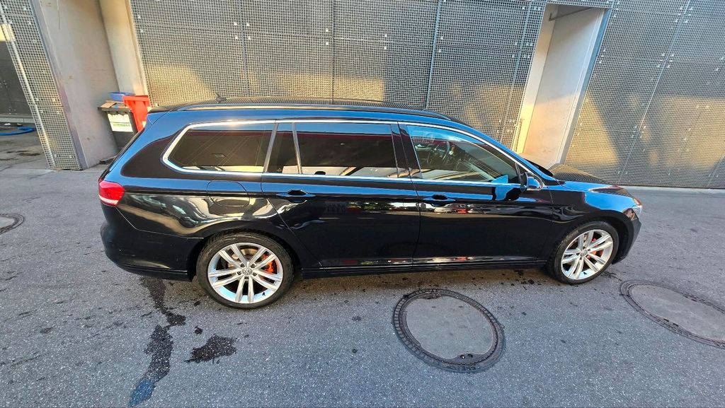 Image of Volkswagen Passat Variant