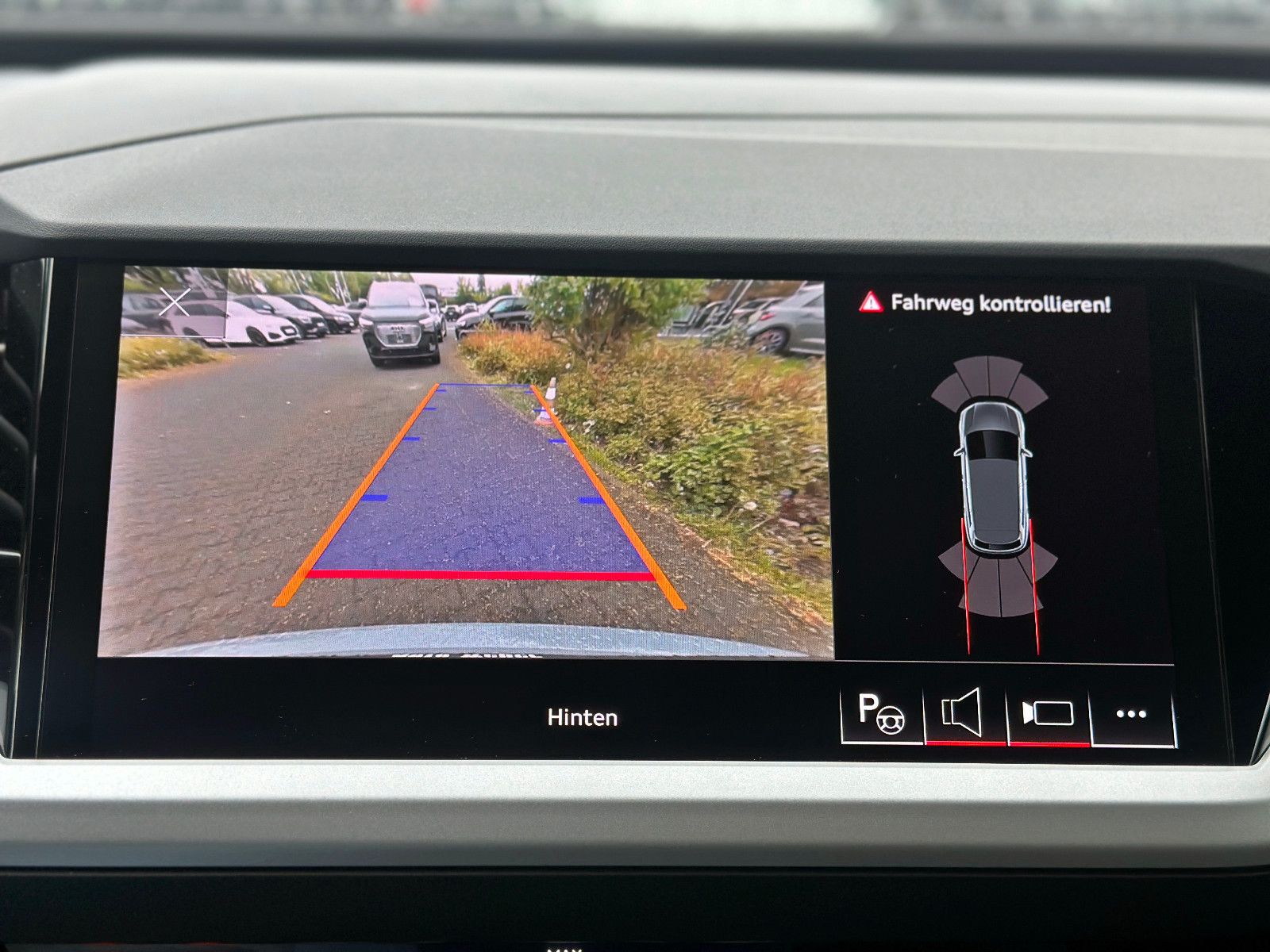 Audi Q4 e-tron - Bild 17