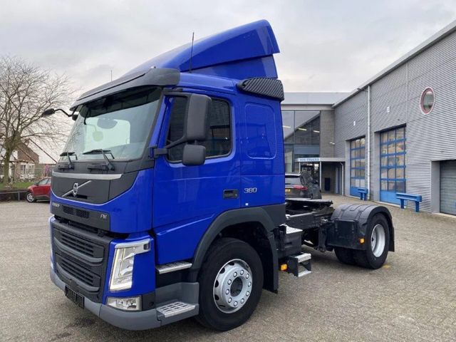 Volvo FM11-380 / GERMAN TRUCK / ACC / LWDS / FRIDGE /