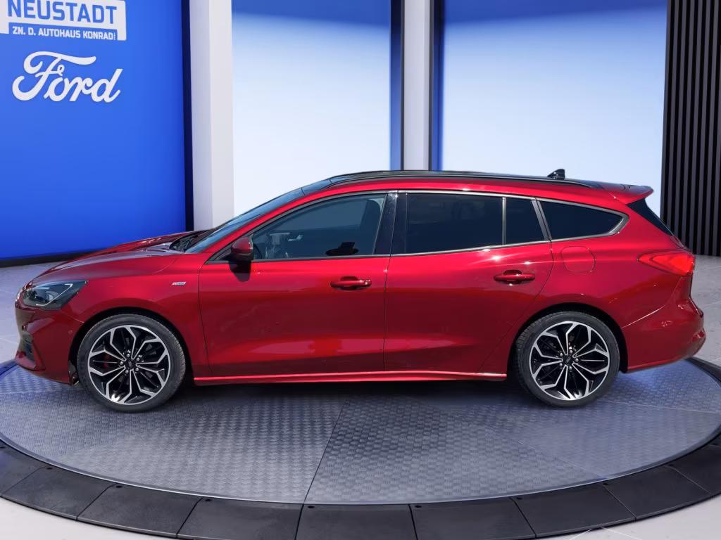 Ford Focus Turnier 1.5 Aut. ST-LINE *elekAHK*Navi*LED
