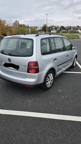 Volkswagen Touran 1.9 TDI sehr gepflegt unfalfre - Volkswagen Touran: 1.9