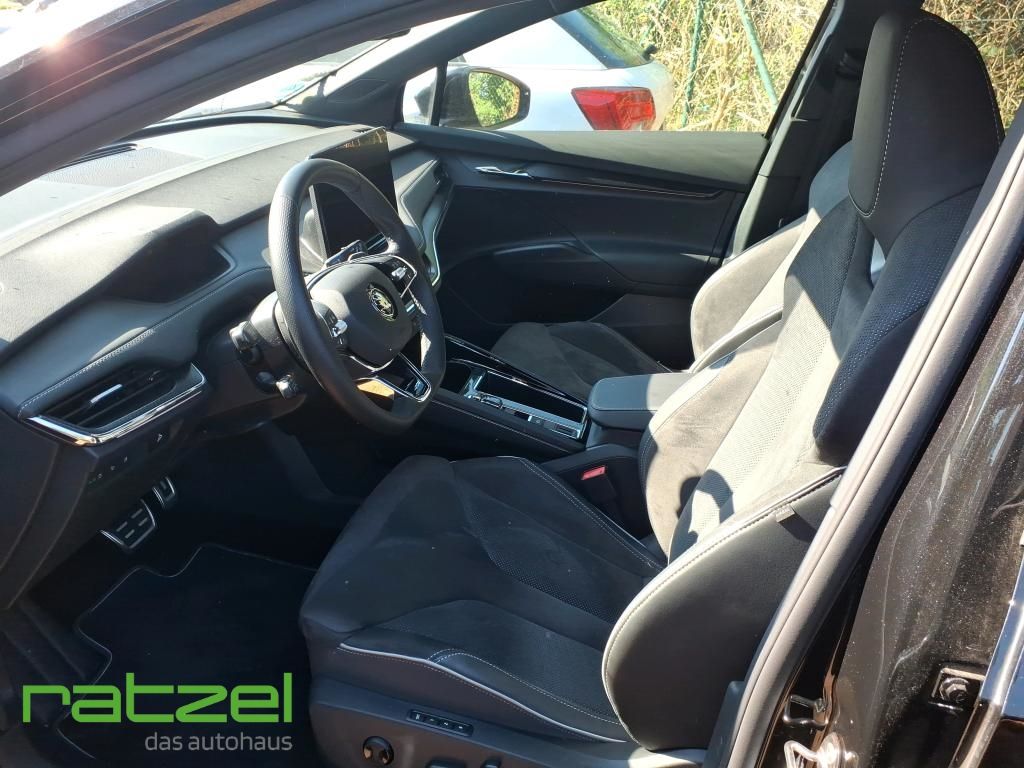 Fahrzeugabbildung SKODA Enyaq 60 Sportline Navi T-Leder LED Kamera Elekt