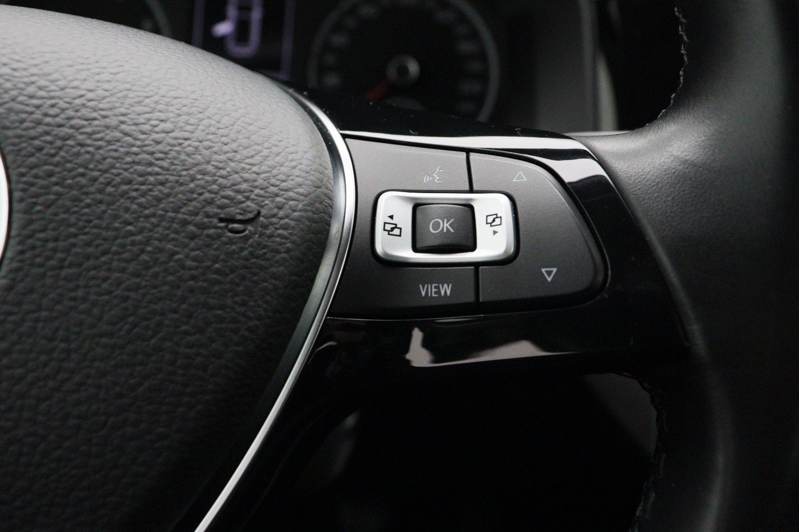 Fahrzeugabbildung Volkswagen Polo VI 1.0 Comfortline