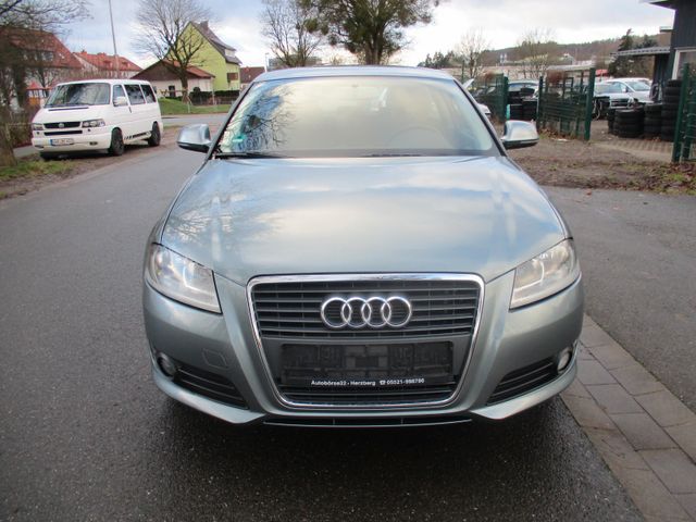 Audi A3 1.6 Attraction/TÜV NEU/