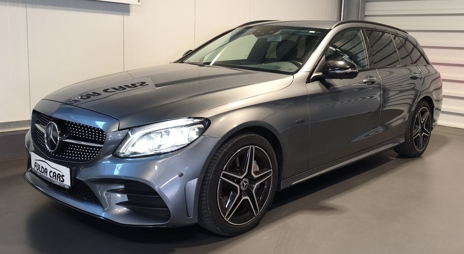 Mercedes-Benz C 300 DE T 9G AMG LINE LED NIGHT HEAD-UP CAM AHK