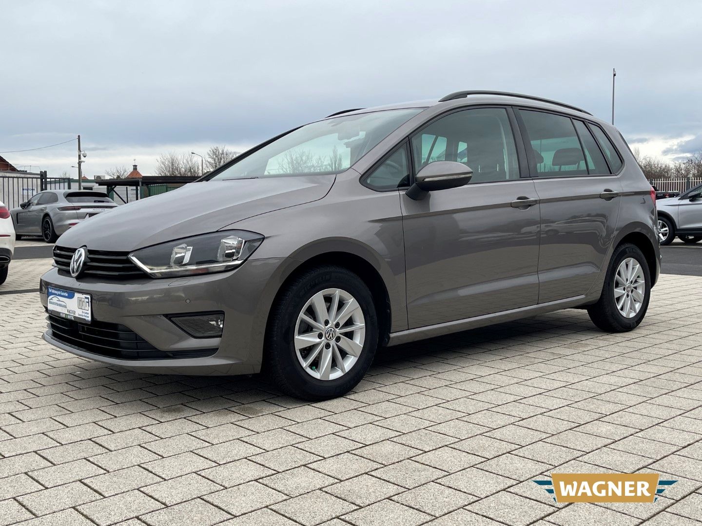 Fahrzeugabbildung Volkswagen Golf Sportsvan VII Comfortline  Automatik  1.4 T