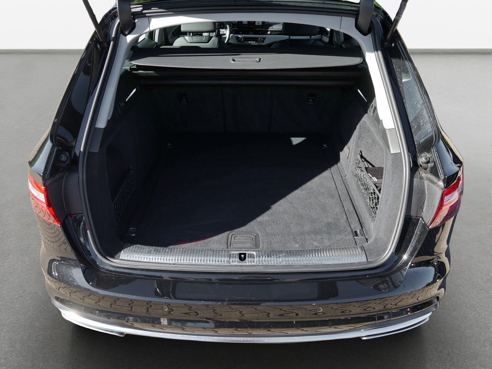 Audi A4 - Bild 11